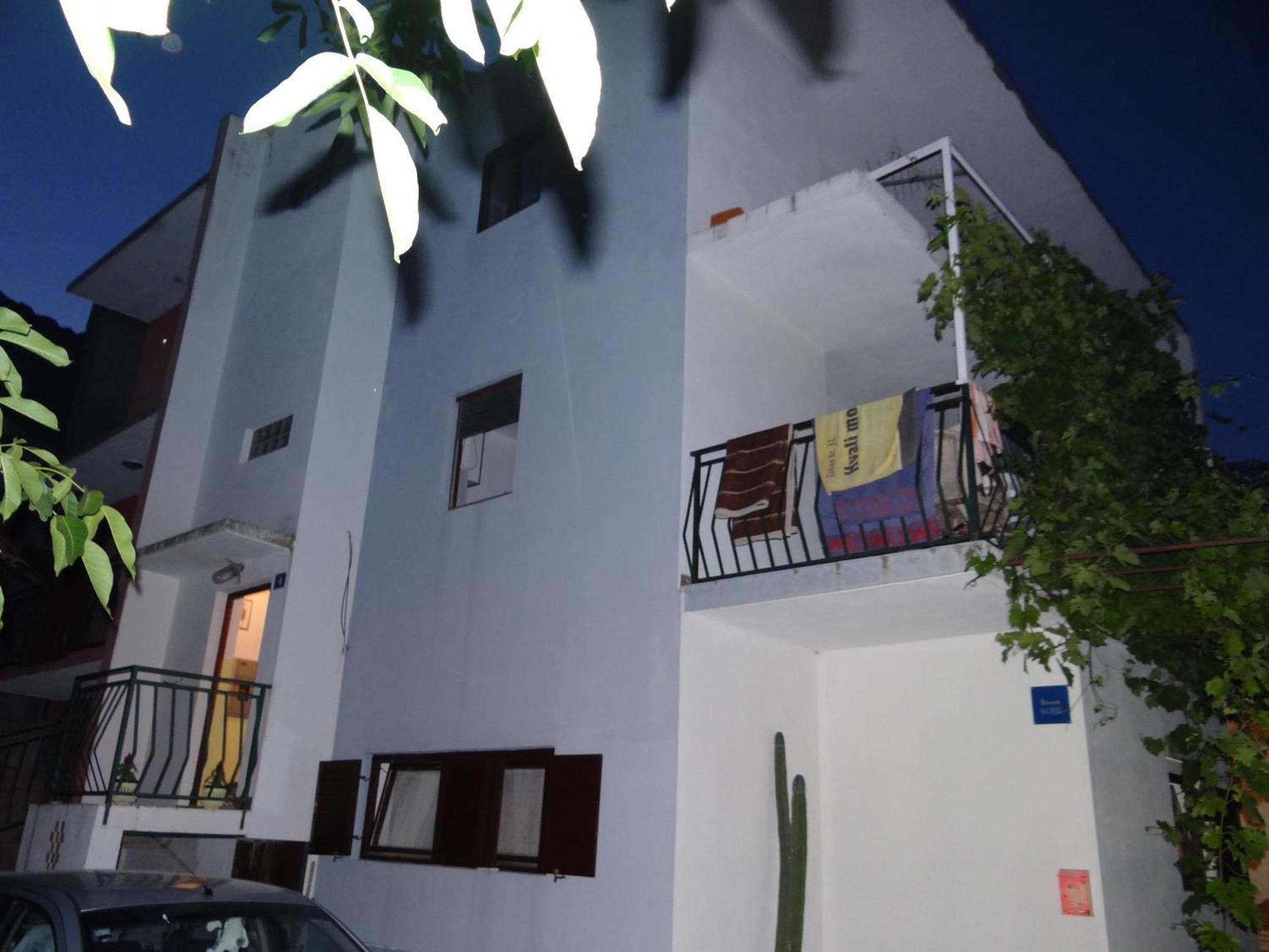 Rajcic Apartman Sobe Omiš Extérieur photo